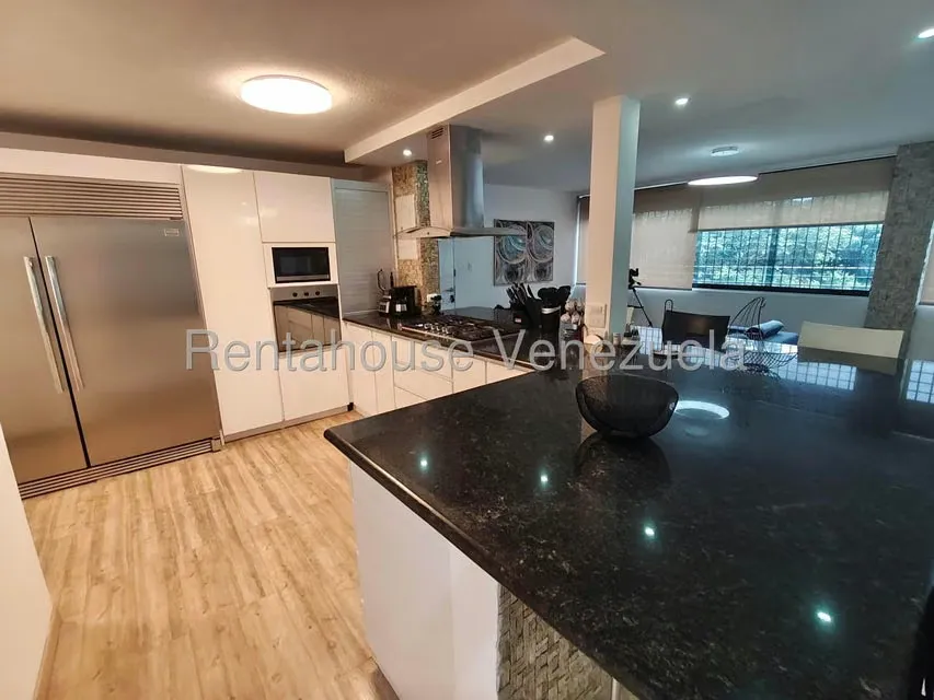 Apartamento (1 Nivel) en Alquiler en Colinas de Bello Monte, Distrito Metropolitano - 12