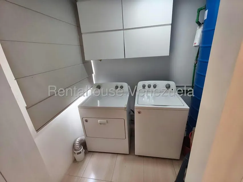 Apartamento (1 Nivel) en Alquiler en Colinas de Bello Monte, Distrito Metropolitano - 20