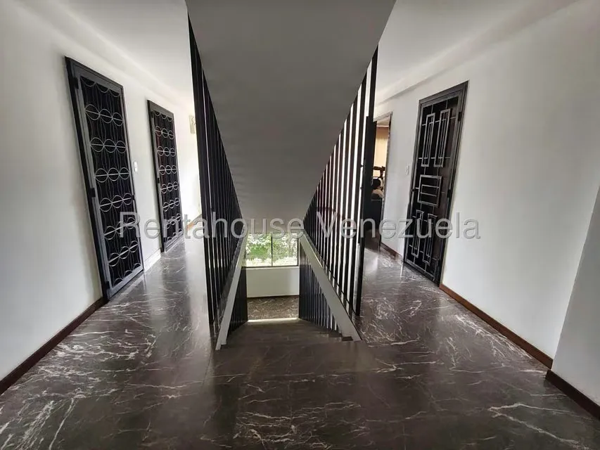 Apartamento (1 Nivel) en Alquiler en Colinas de Bello Monte, Distrito Metropolitano - 3
