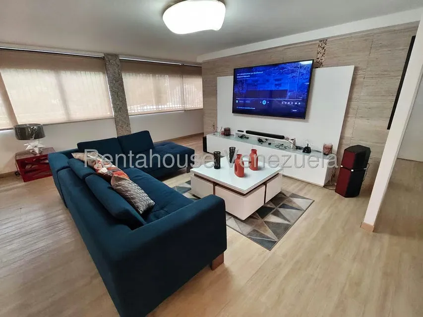 Apartamento (1 Nivel) en Alquiler en Colinas de Bello Monte, Distrito Metropolitano - 26