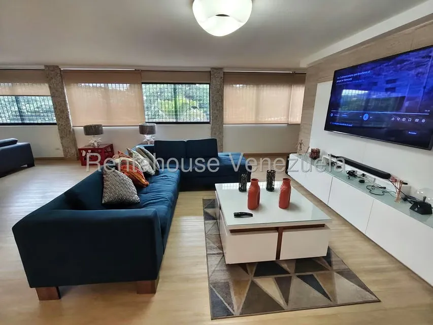 Apartamento (1 Nivel) en Alquiler en Colinas de Bello Monte, Distrito Metropolitano - 27