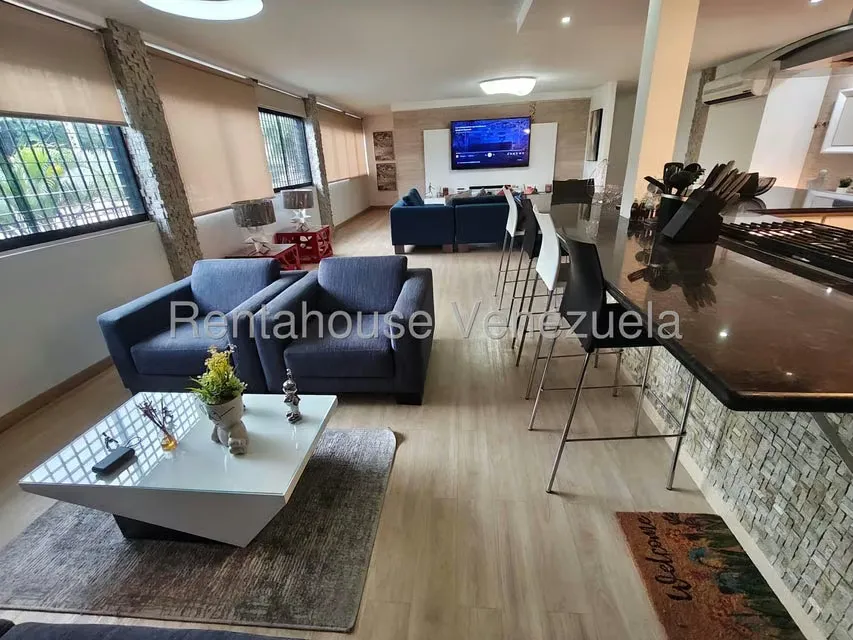 Apartamento (1 Nivel) en Alquiler en Colinas de Bello Monte, Distrito Metropolitano - 6