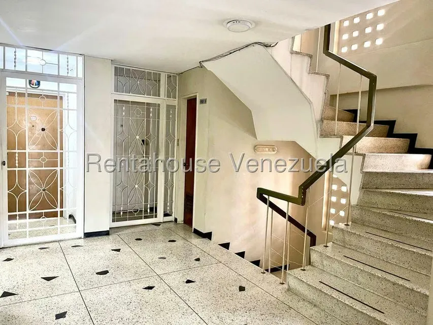 Apartamento (1 Nivel) en Venta en Caurimare, Distrito Metropolitano - 23