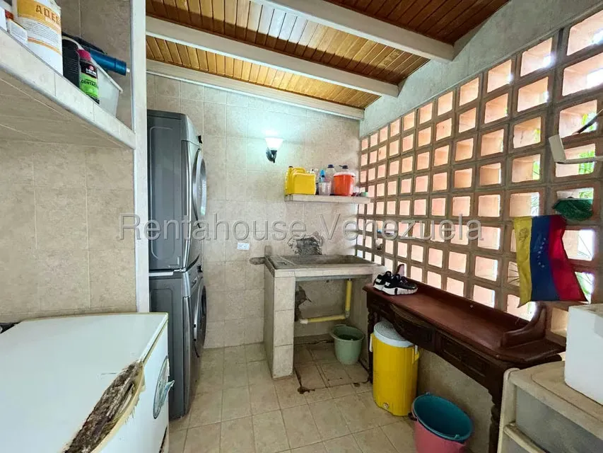 Casa (Duplex) en Venta en Via el Ujano, Lara - 44
