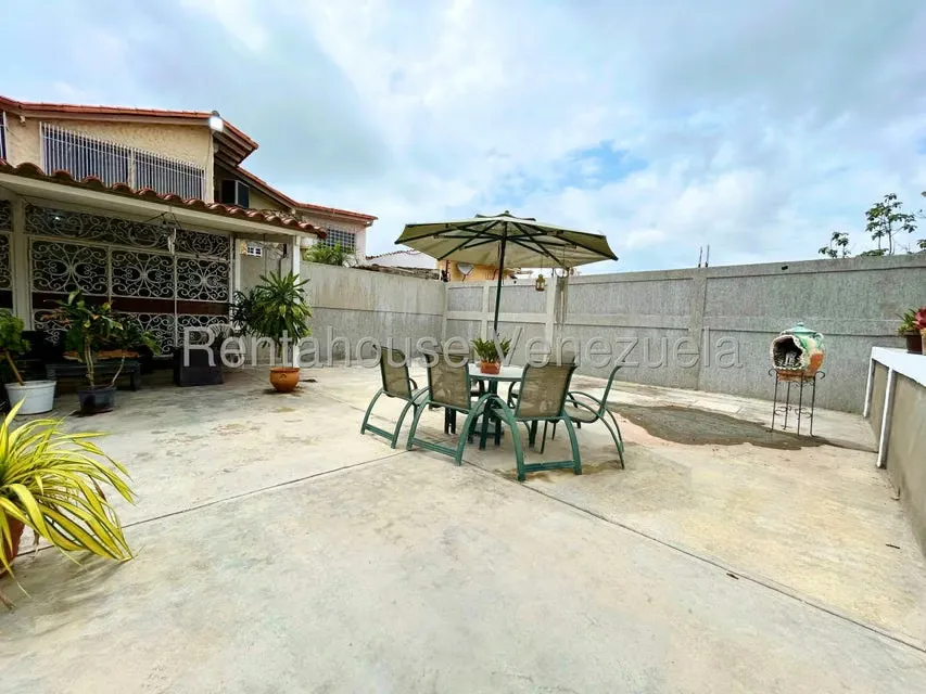 Casa (Duplex) en Venta en Via el Ujano, Lara - 55