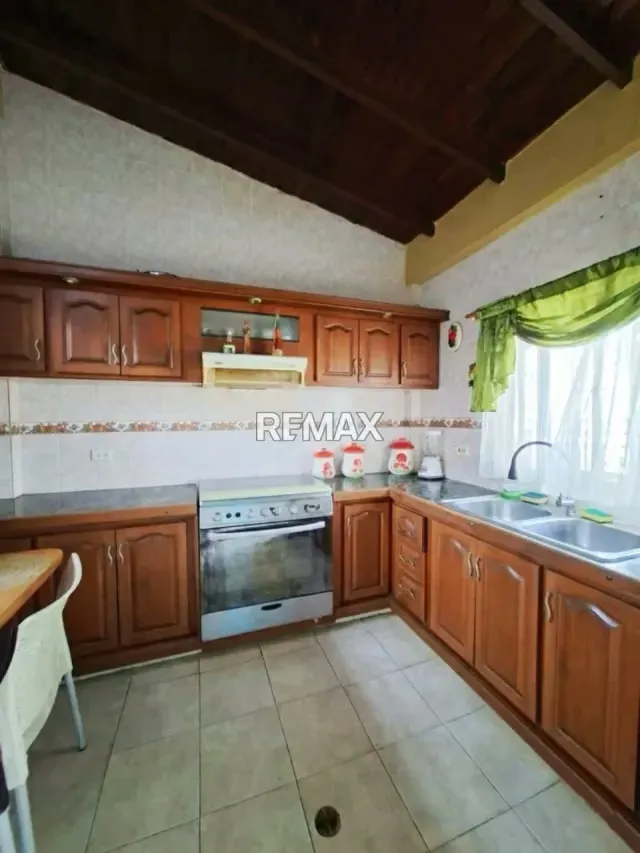 CASA EN VENTA ​Carrera 3 entre Calles 2 y 3, Manuel Felipe Rugeles, N° 3-118. Via Lomas Blancas (Cerca de la ESGUARNAC), Táriba, Municipio Cardenas - 11