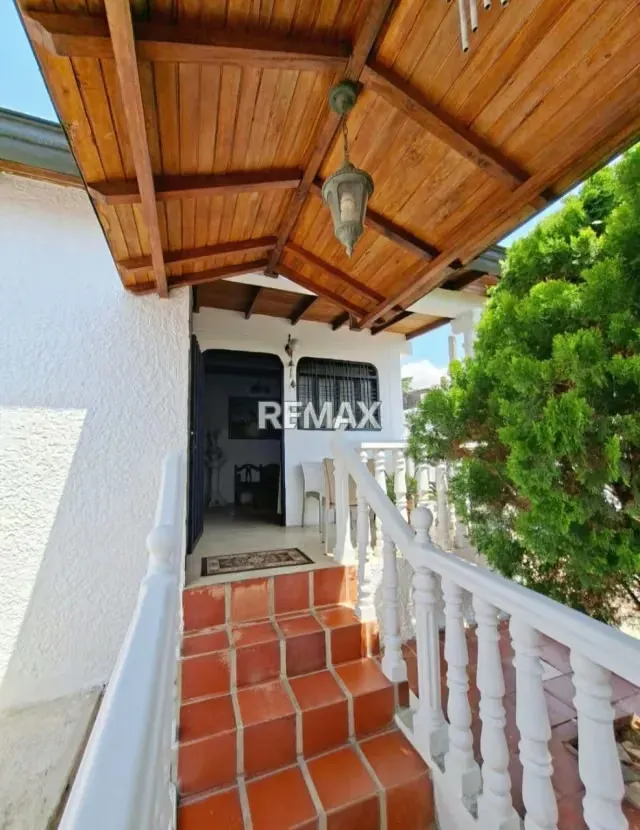 CASA EN VENTA ​Carrera 3 entre Calles 2 y 3, Manuel Felipe Rugeles, N° 3-118. Via Lomas Blancas (Cerca de la ESGUARNAC), Táriba, Municipio Cardenas - 2