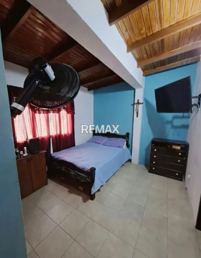 CASA EN VENTA ​Carrera 3 entre Calles 2 y 3, Manuel Felipe Rugeles, N° 3-118. Via Lomas Blancas (Cerca de la ESGUARNAC), Táriba, Municipio Cardenas - 4