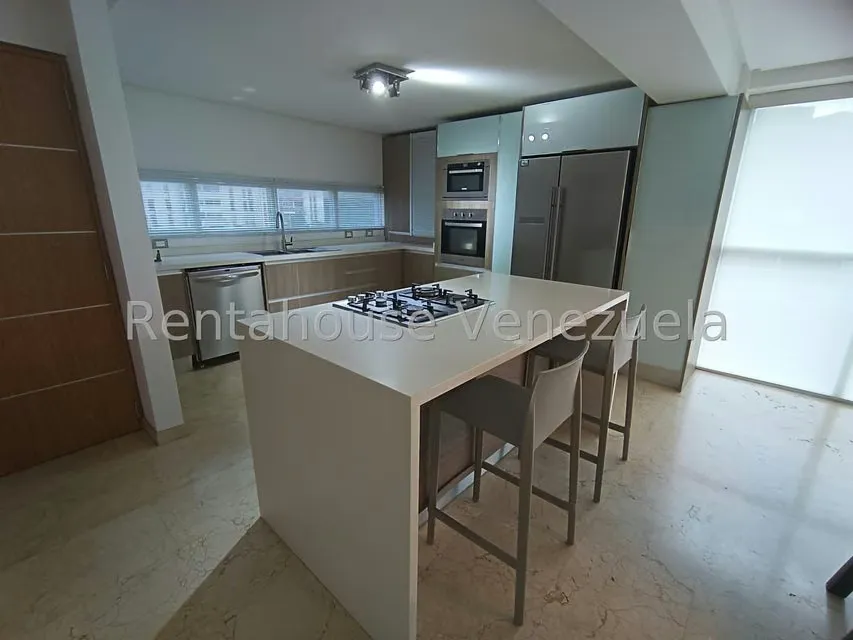 Apartamento (Duplex) en Alquiler en Los Naranjos de Las Mercedes, Distrito Metropolitano - 18