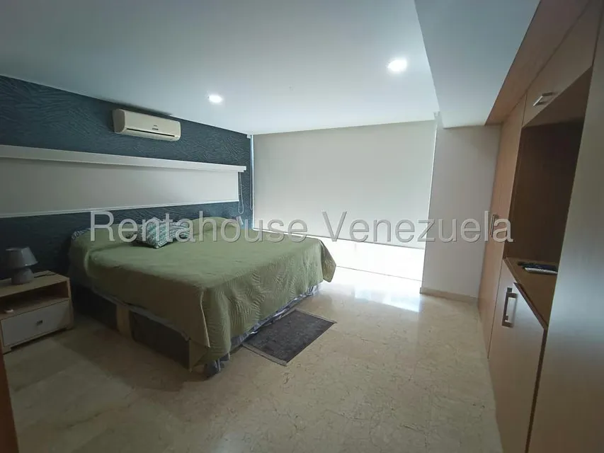 Apartamento (Duplex) en Alquiler en Los Naranjos de Las Mercedes, Distrito Metropolitano - 23