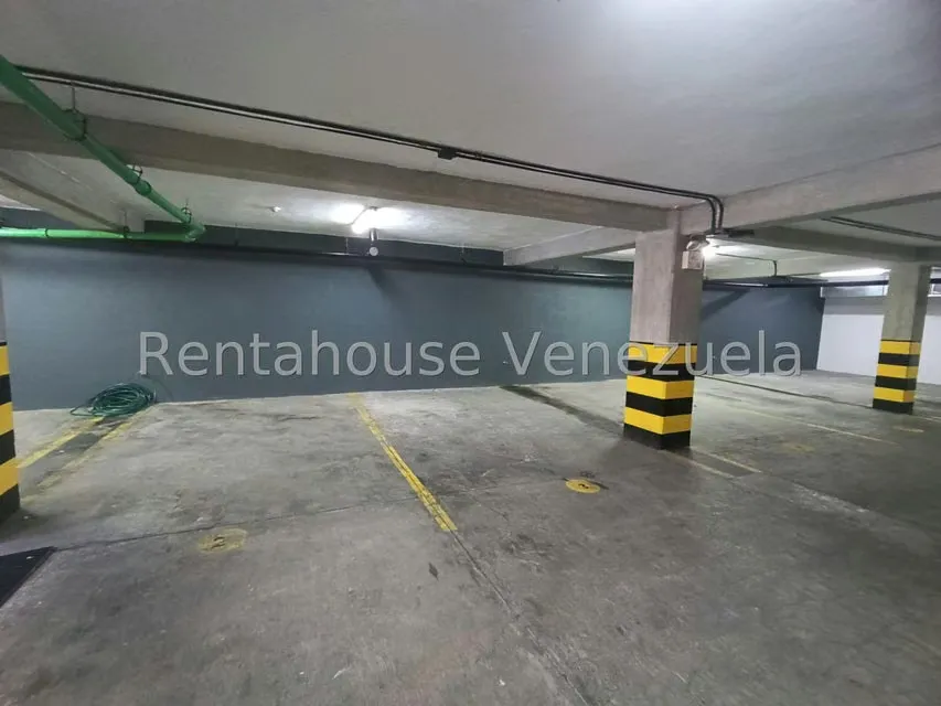 Apartamento (Duplex) en Alquiler en Los Naranjos de Las Mercedes, Distrito Metropolitano - 50