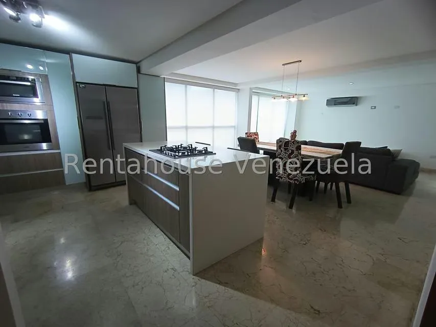 Apartamento (Duplex) en Alquiler en Los Naranjos de Las Mercedes, Distrito Metropolitano - 9
