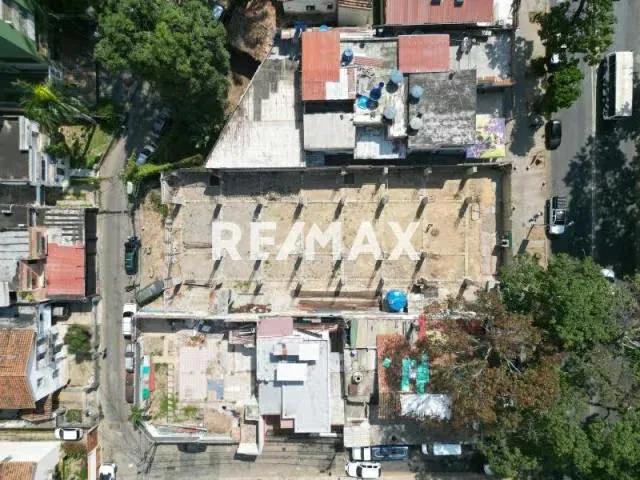 Terreno en Venta - El Paraíso - 2