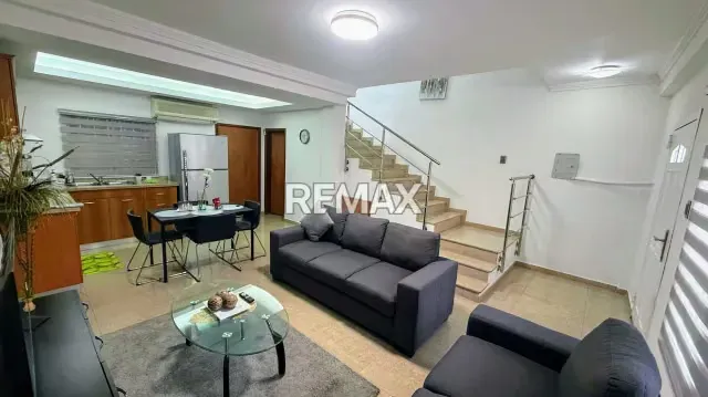 TOWNHOUSE EN ALQUILER EN CIUDAD OJEDA 100% PLANTA - 3