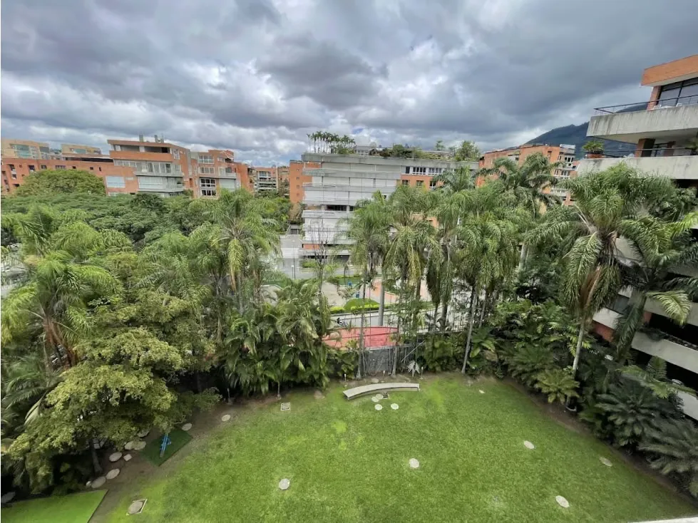 Alquilo apartamento 215m2 Campo Alegre 8413