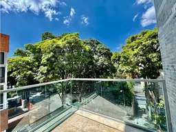 View 16