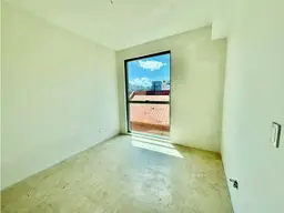 View 25