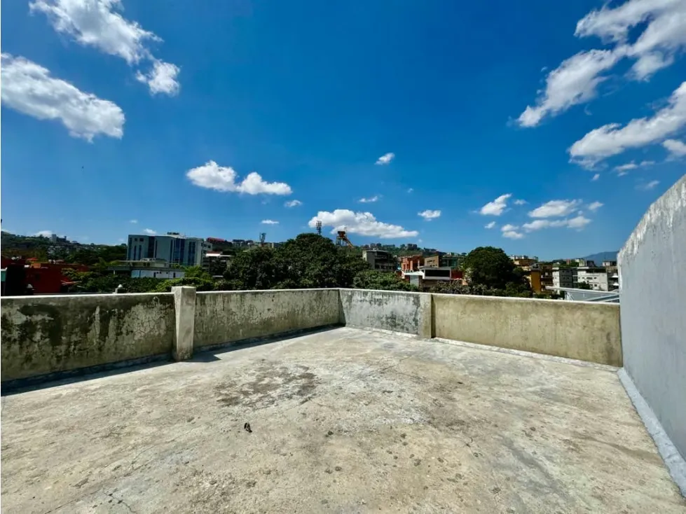 Se vende PH 360m2 3h/3b/2p Los Naranjos de las Mercedes - 9