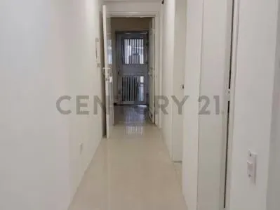 Venta de apartamento en Suite 18. a solo pasos de la Av. 4 de Mayo. - 7