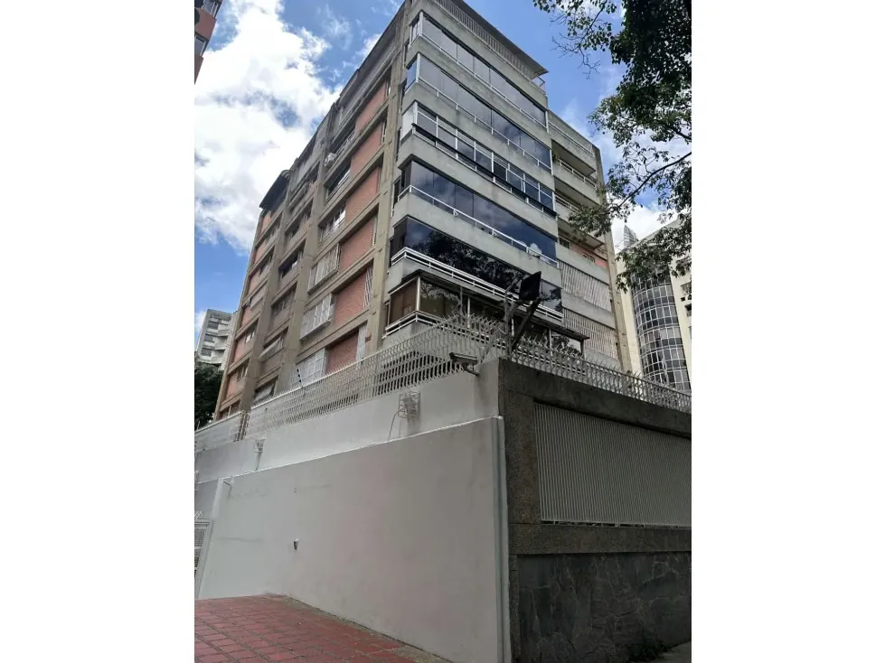 PENTHOUSE EN VENTA LA FLORIDA (451M2)
