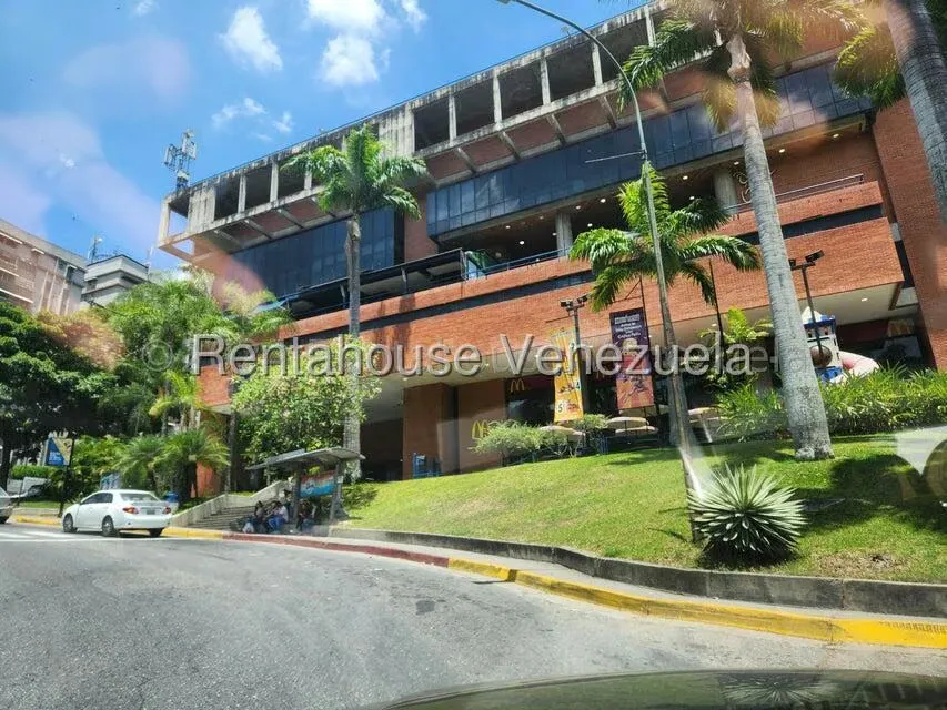 Local Comercial en Alquiler en Santa Fe Norte, Distrito Metropolitano