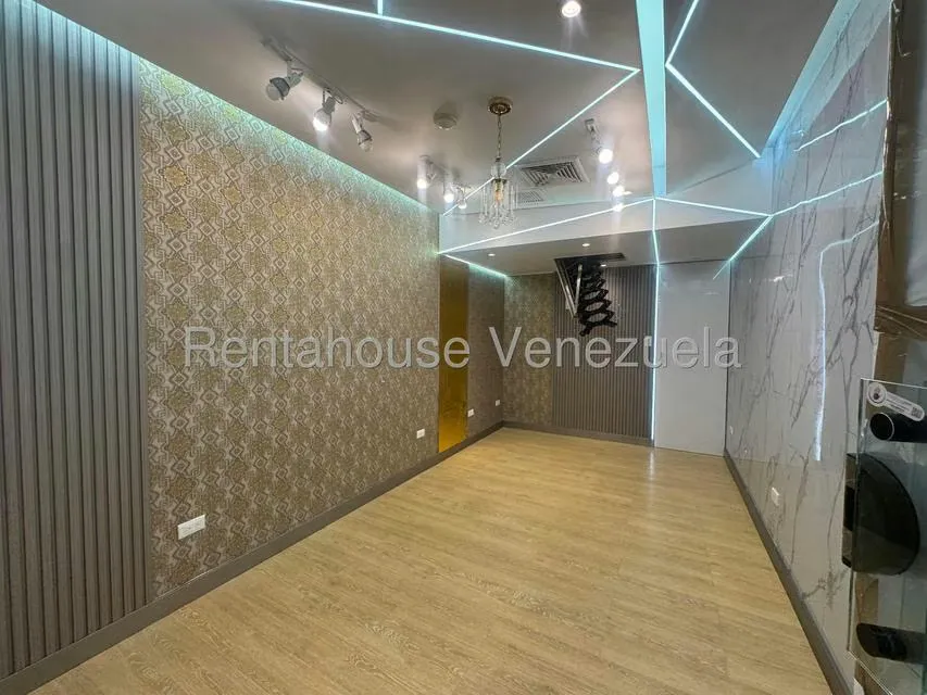 Local Comercial en Alquiler en Santa Fe Norte, Distrito Metropolitano - 9