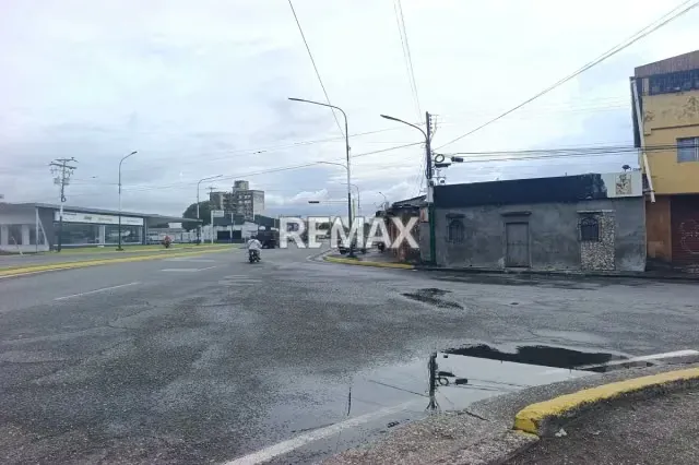 Tu Local en la Av. Los Agricultores de Acarigua.