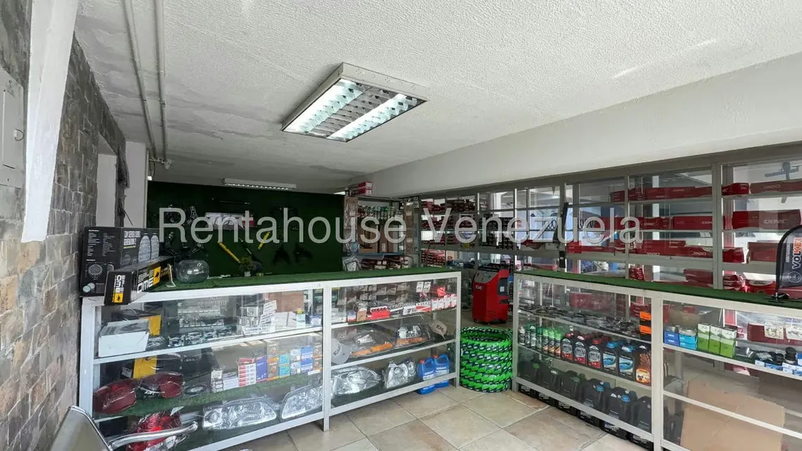 Negocios y Empresas (Automotores) en Venta en Santa Monica, Distrito Metropolitano - 11