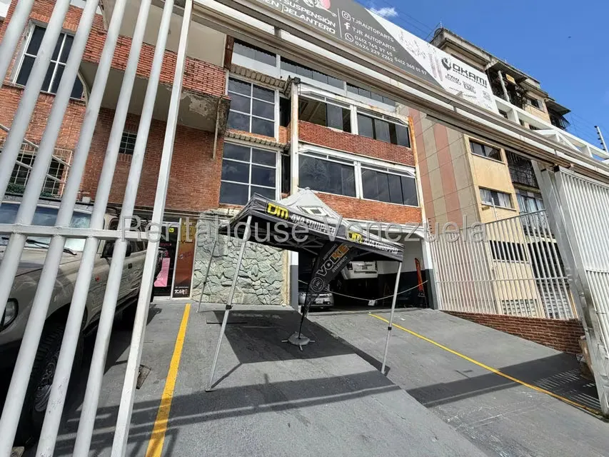 Negocios y Empresas (Automotores) en Venta en Santa Monica, Distrito Metropolitano - 18
