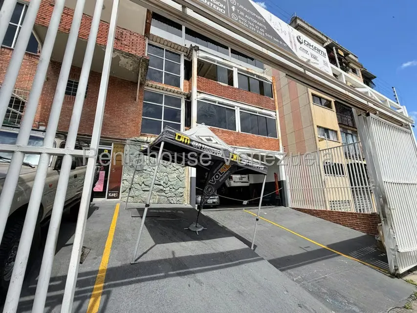 Negocios y Empresas (Automotores) en Venta en Santa Monica, Distrito Metropolitano - 19