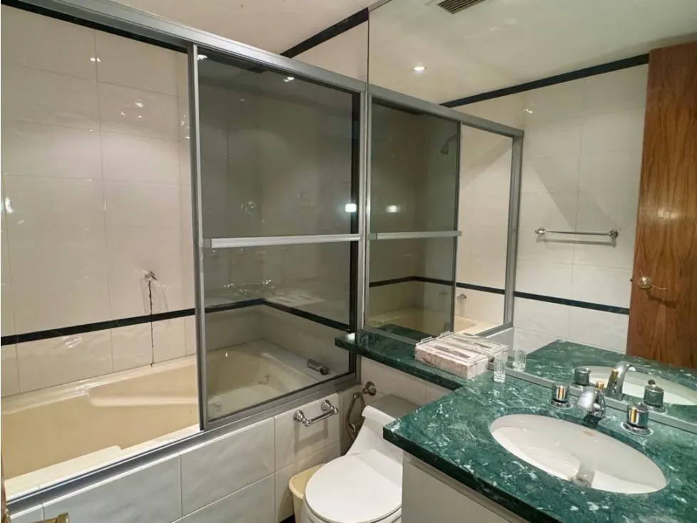 En Venta Apartamento en Portal Corniche. Altamira Norte Chacao Caracas - 37