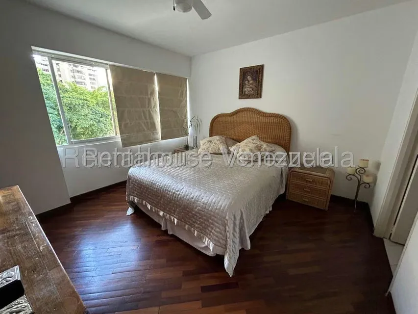Apartamento (1 Nivel) en Alquiler en Las Mesetas de Santa Rosa de Lima, Distrito Metropolitano - 16