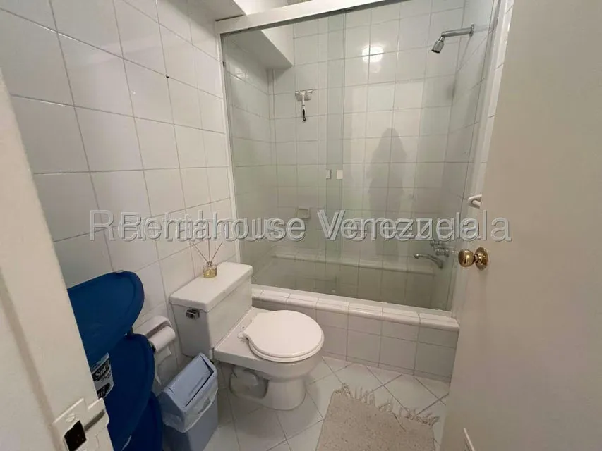 Apartamento (1 Nivel) en Alquiler en Las Mesetas de Santa Rosa de Lima, Distrito Metropolitano - 19