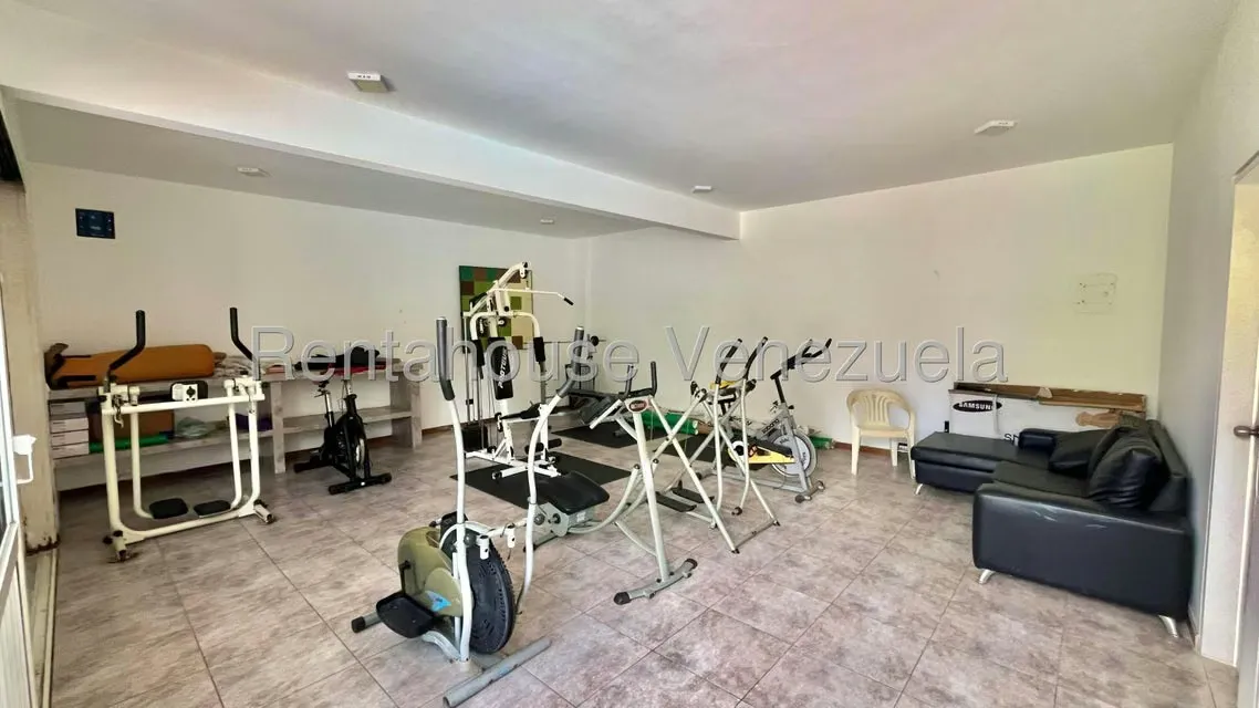 Apartamento (1 Nivel) en Venta en Colinas de Bello Monte, Distrito Metropolitano - 24