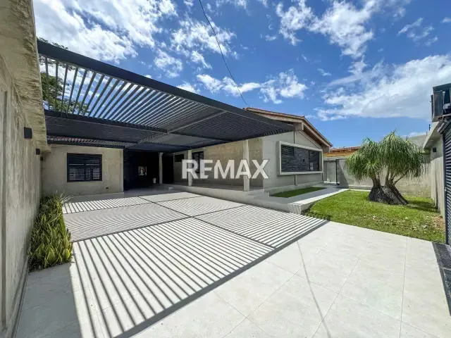 Casa Quinta en Venta Urbanizacion Santa Elena Norte Zona Este- Barquisimeto