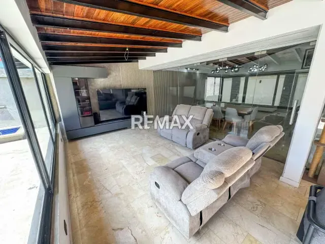 Casa Quinta en Venta Urbanizacion Santa Elena Norte Zona Este- Barquisimeto - 12