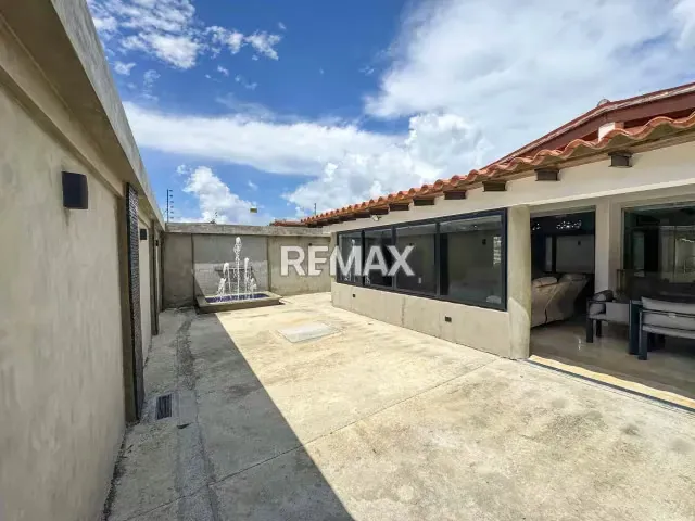 Casa Quinta en Venta Urbanizacion Santa Elena Norte Zona Este- Barquisimeto - 13