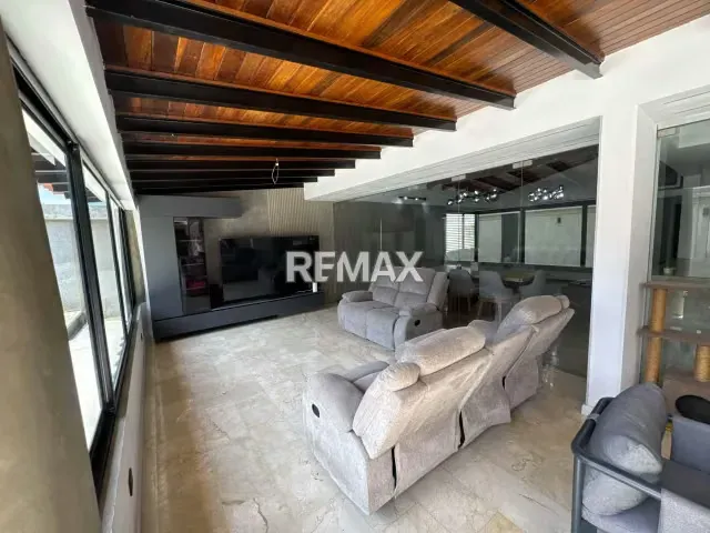 Casa Quinta en Venta Urbanizacion Santa Elena Norte Zona Este- Barquisimeto - 16