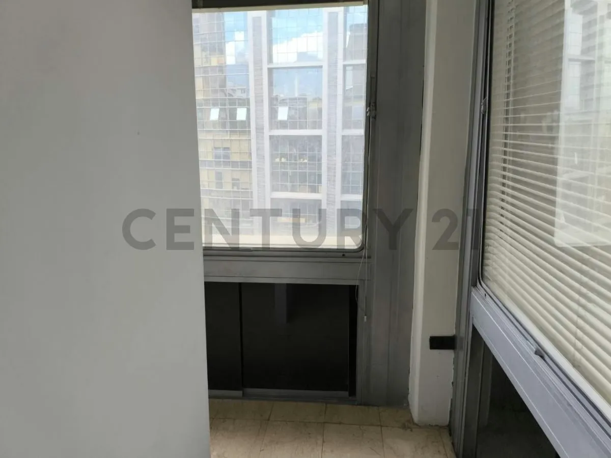 Oficina en alquiler en Centro Profesional Santa Paula, Torre A - 8