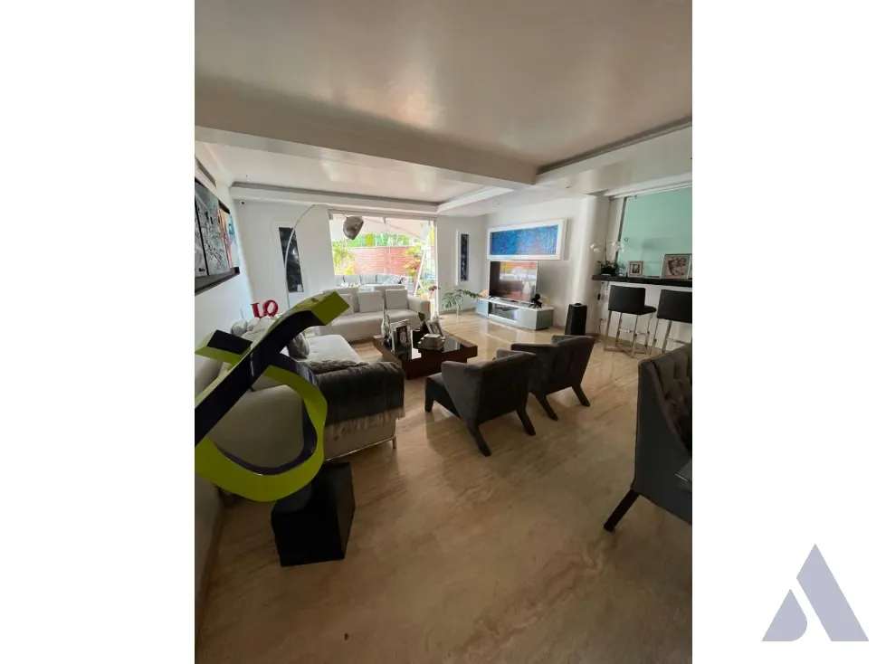 Se vende Casa 350m2 Lomas de la Lagunita 5978 - 6