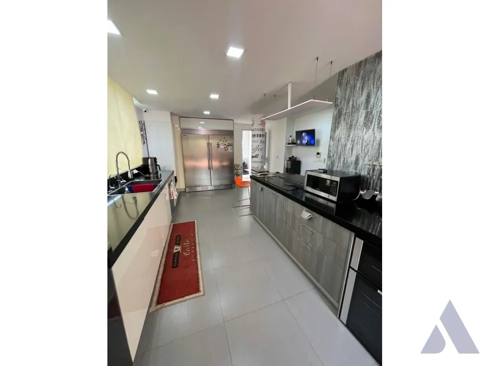 Se vende Casa 350m2 Lomas de la Lagunita 5978 - 7