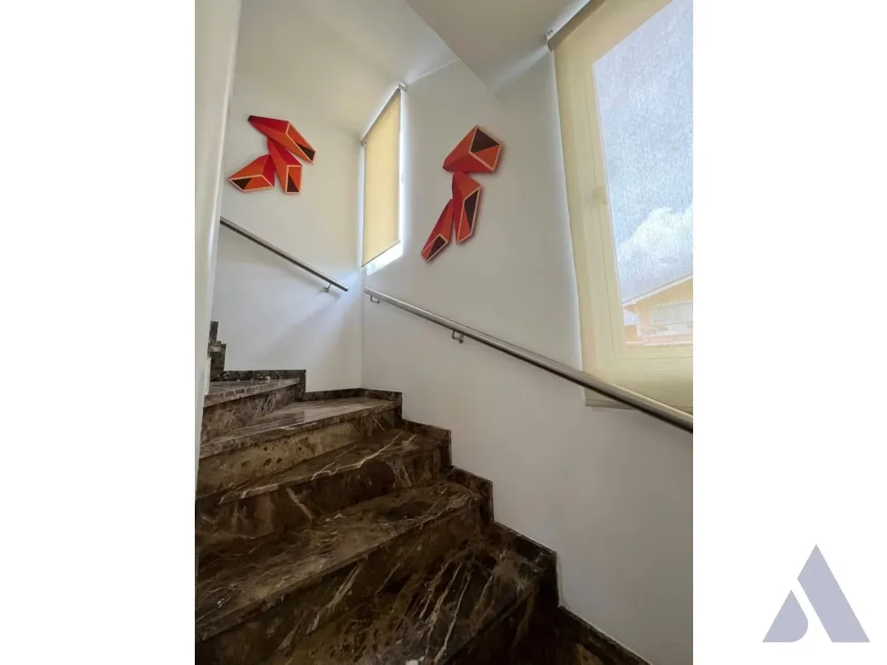 Se vende Casa 350m2 Lomas de la Lagunita 5978 - 8