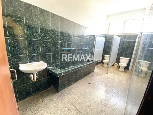En venta local tipo club, oeste - 10