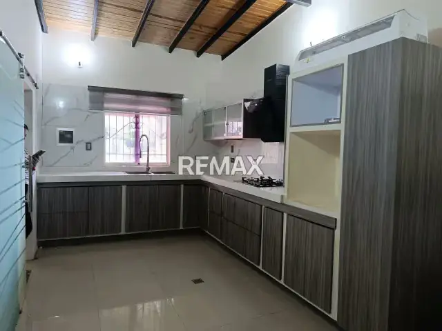 CASA EN ALQUILER EN ALEROS, ZONA INDUSTRIAL DE MATURIN, MONAGAS