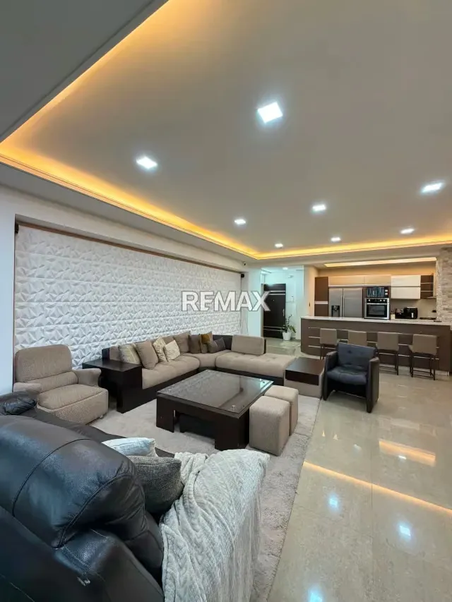 Venta de Moderno Apartamento en Resd. Sevilla Real en Sábana Larga Valencia - 3