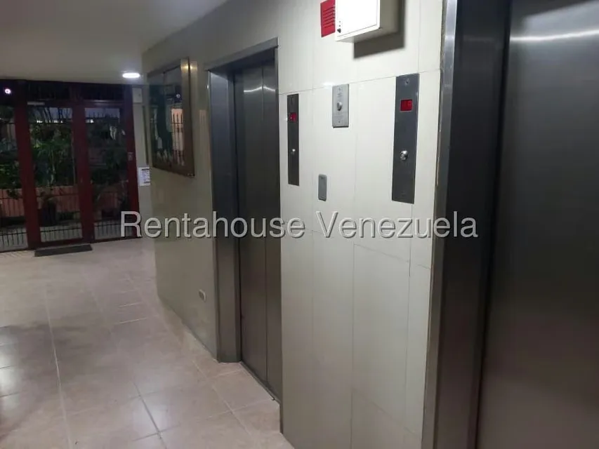 Apartamento (1 Nivel) en Venta en El Tambor, Miranda - 2