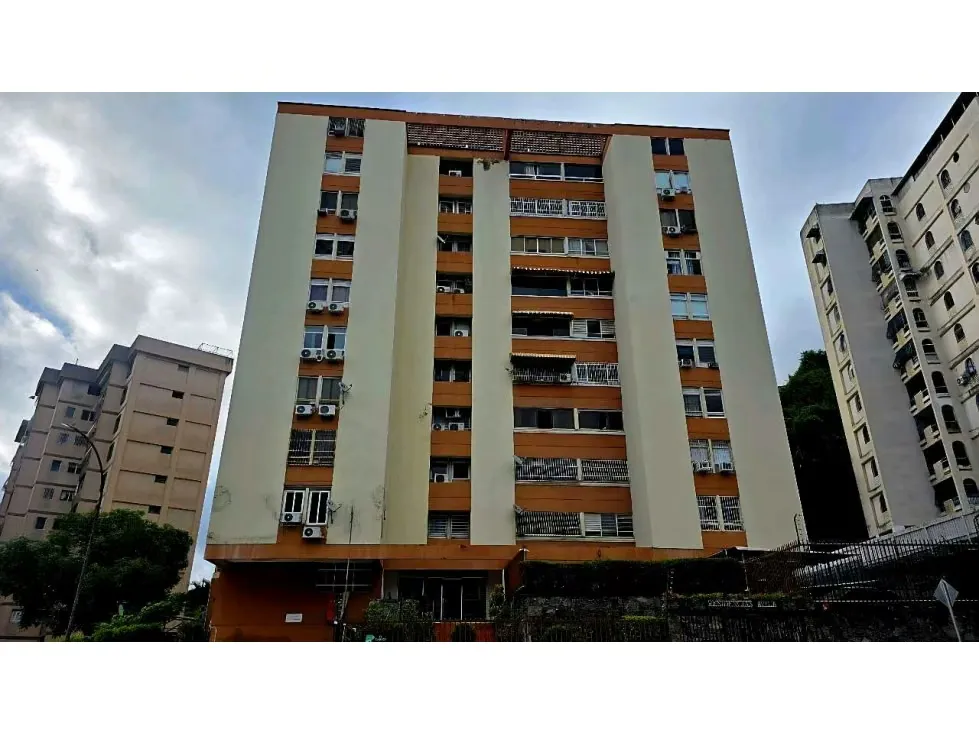 Se vende apartamento 83m2 San Luis 5158
