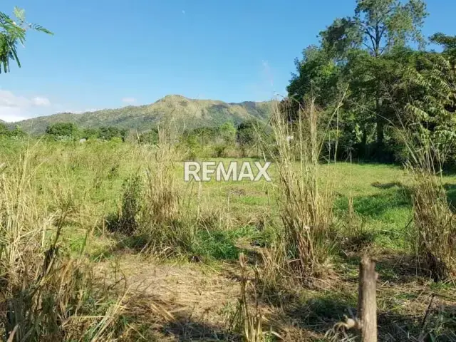 Terreno en Venta en San Diego, En la Av La Cumaca