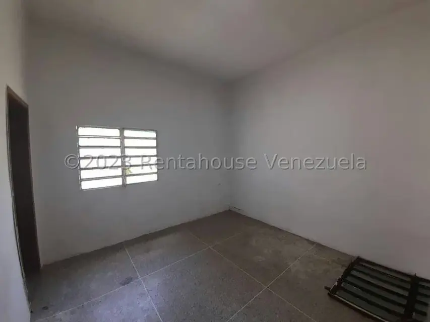 Local Comercial en Alquiler en Parroquia Catedral, Lara - 11