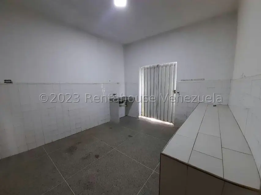 Local Comercial en Alquiler en Parroquia Catedral, Lara - 14